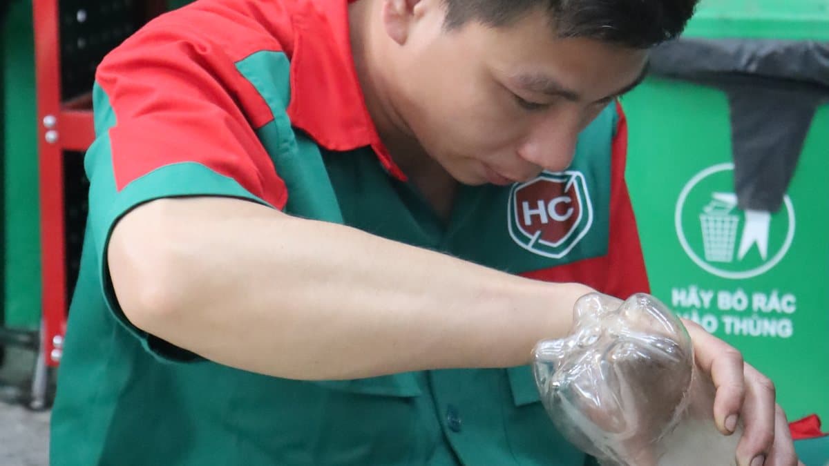 So sánh nhớt máy và nhớt hộp số: khác nhau ở đâu?